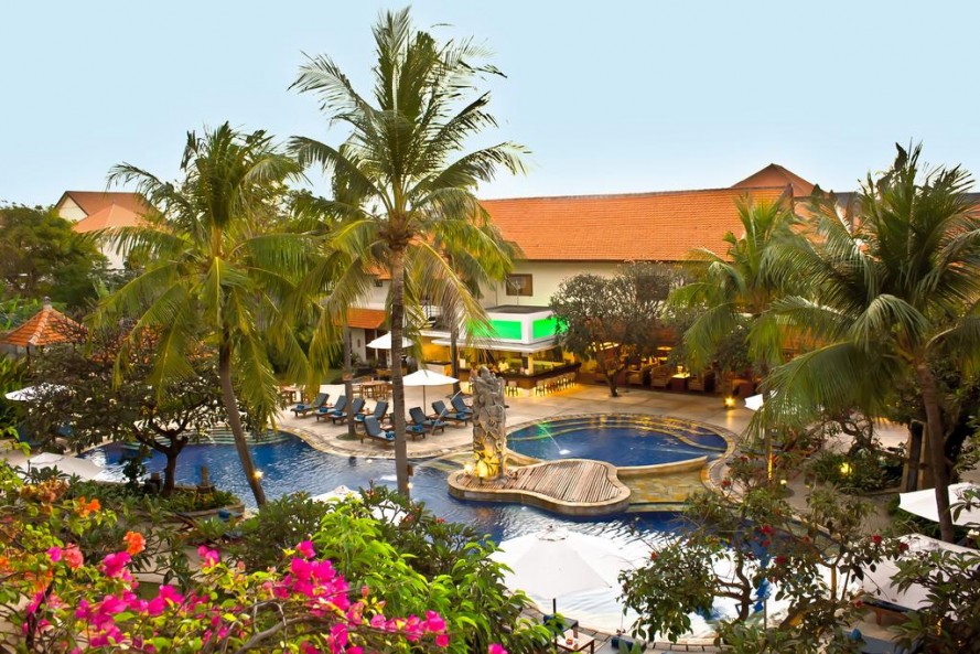 نمای هتل بالی رانی